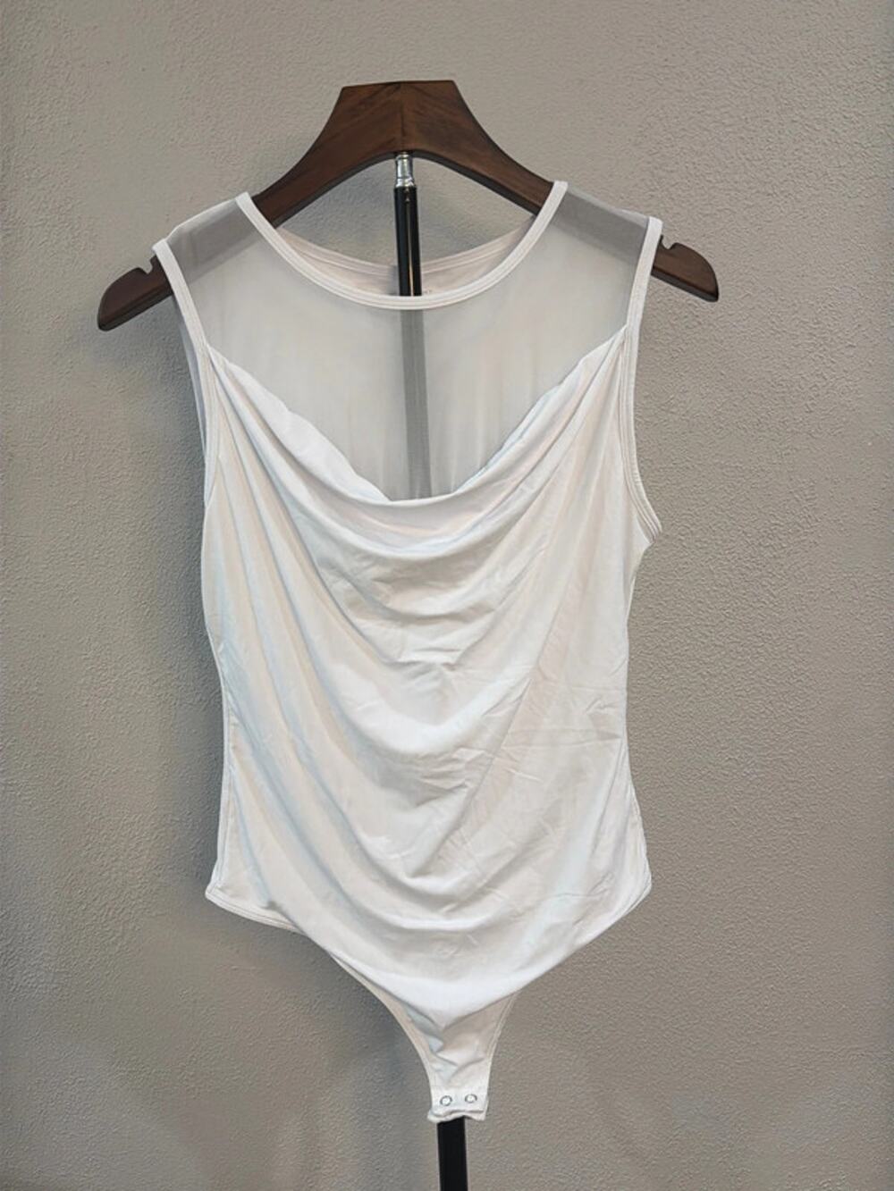 Reoria mesh ruched bodysuit • medium • new without tags